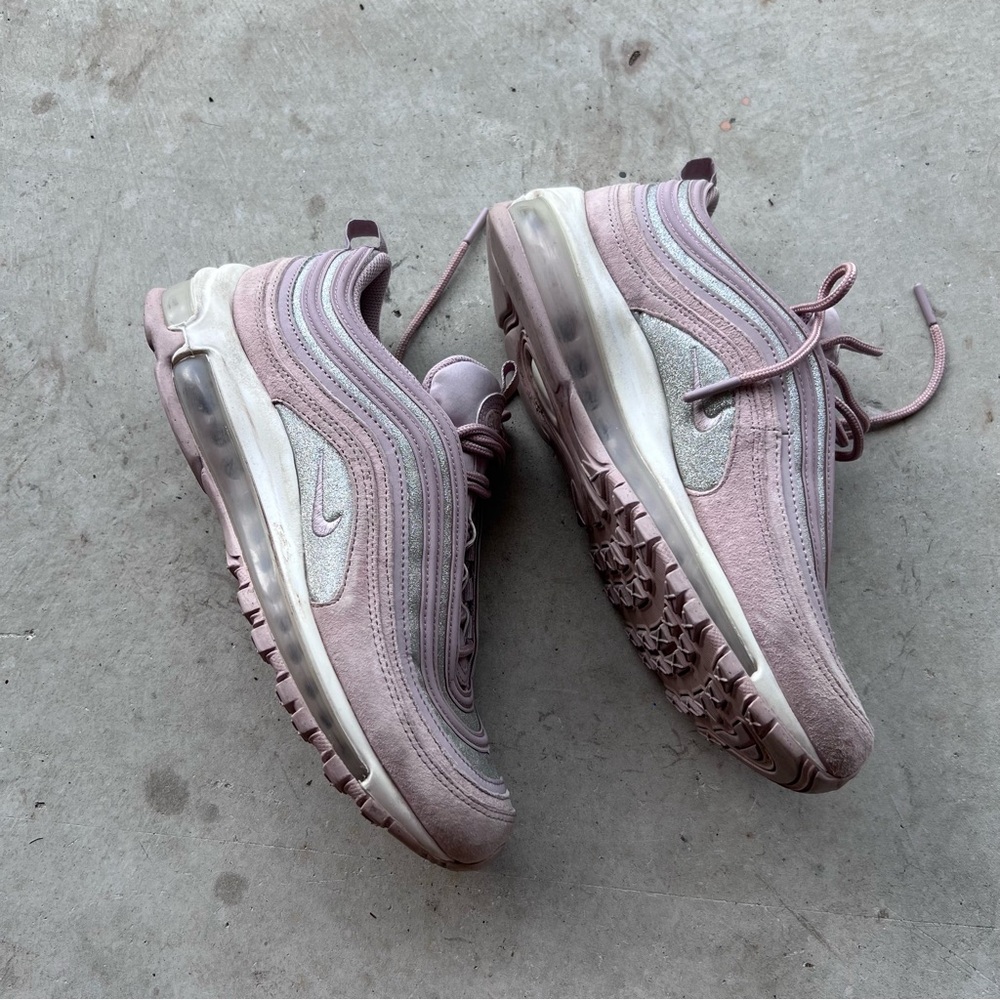 Pink Nike Air Max 97